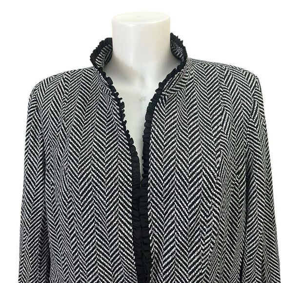 Chico's Black White Herringbone‎ Ponte Blazer Jacket Ruffled Trims sz 2 Medium - Picture 2 of 10